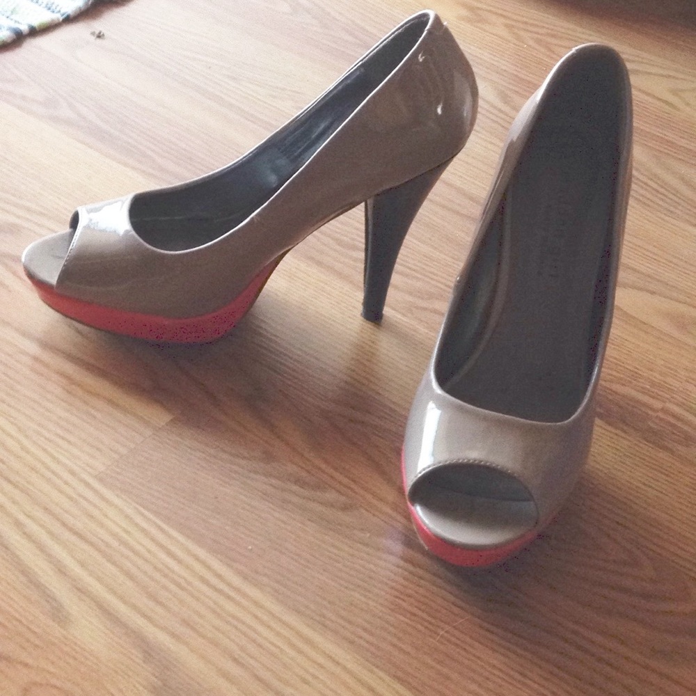 Madden girl nude color block peep toe heels